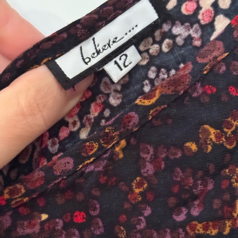 Fun And Flattering Patterned Sleeveless Dress - image 6